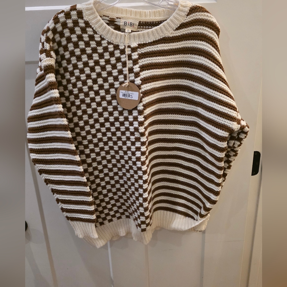 BiBi Two-Tone Brown and White Sweater